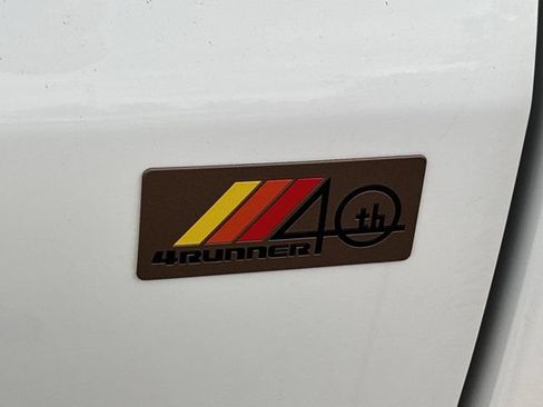 Used 2023 Toyota 4Runner 40th Anniversary SE AWD/4WD image 6