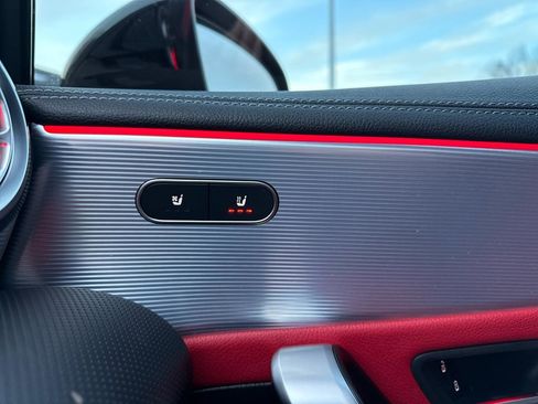 Used 2022 Mercedes-Benz A 220 4MATIC w/ AMG Line image 42