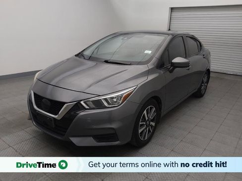 Used 2021 Nissan Versa SV image 1