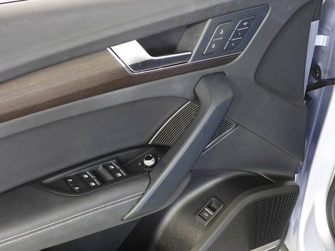 Used 2023 Audi Q5 2.0T Premium Plus w/ Premium Plus Package image 12