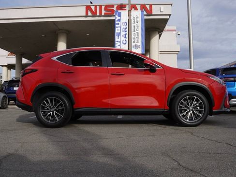 Used 2023 Lexus NX 350 AWD image 3