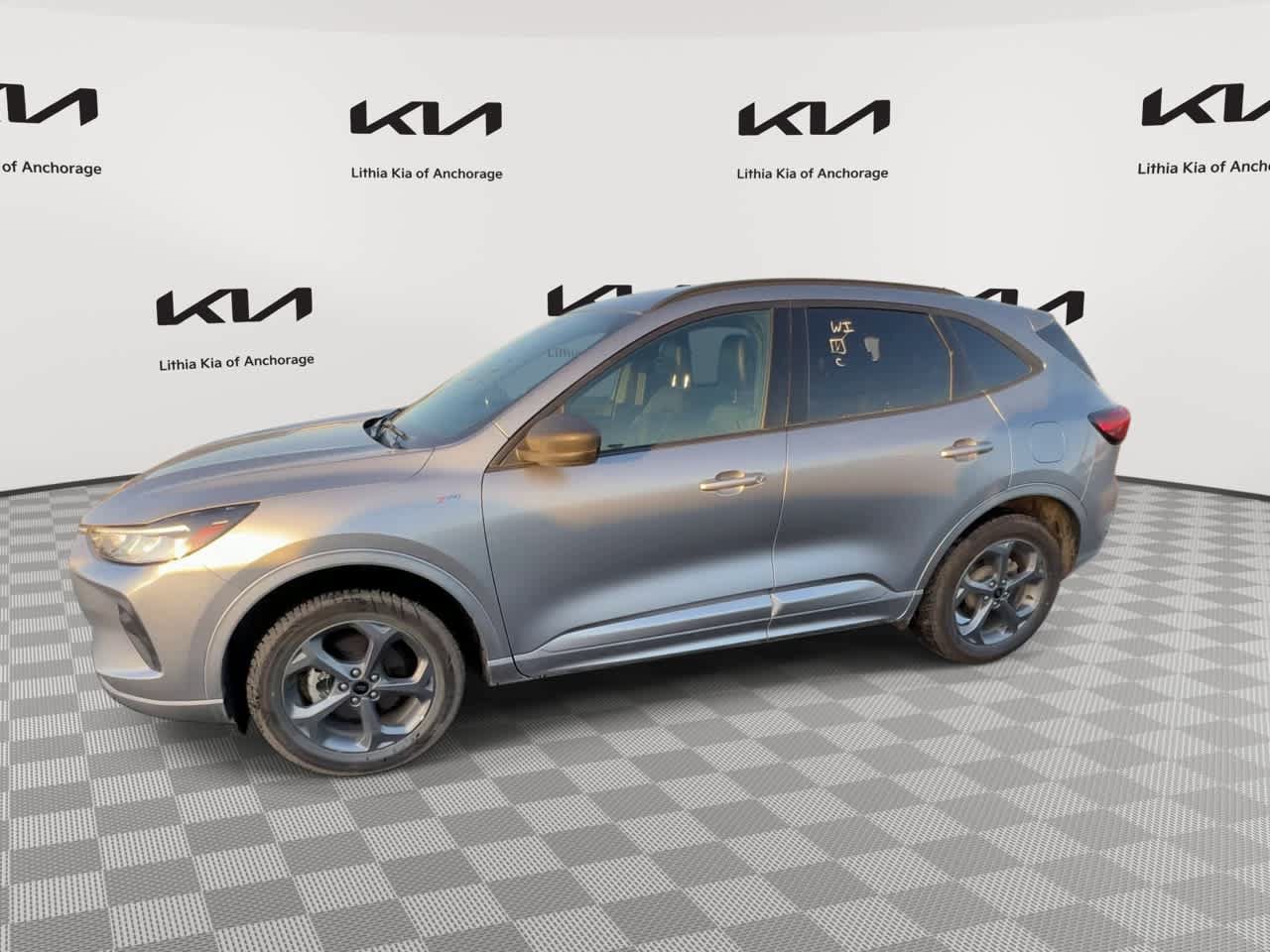 Used 2024 Ford Escape ST-Line AWD/4WD image 6