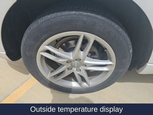 Used 2017 Audi Q5 2.0T Premium Plus w/ Technology Package image 12