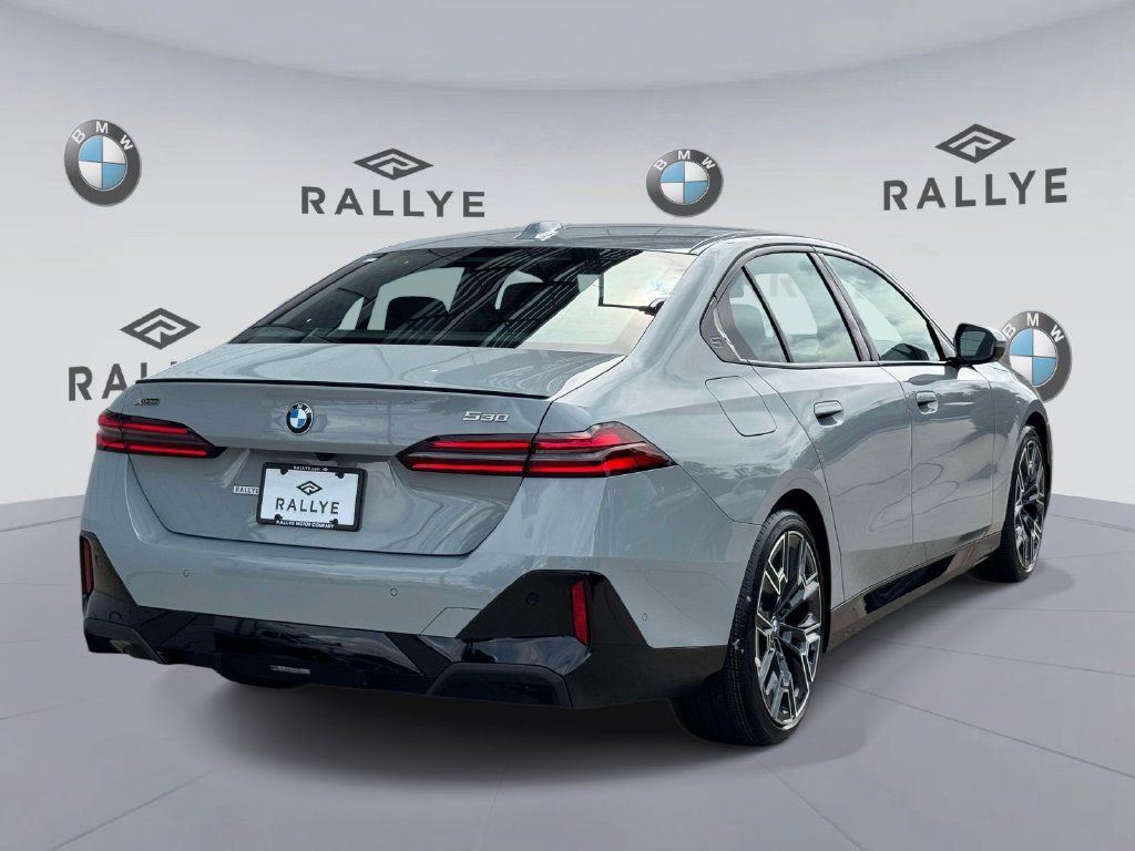 Certified 2026 BMW 530i xDrive AWD/4WD image 5