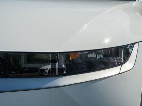 Used 2024 Hyundai Ioniq 5 Limited AWD/4WD image 13