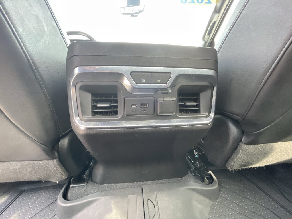Certified 2020 Chevrolet Silverado 1500 High Country w/ Technology Package AWD/4WD image 22