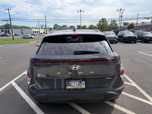 Used 2024 Hyundai Kona SEL AWD/4WD image 5