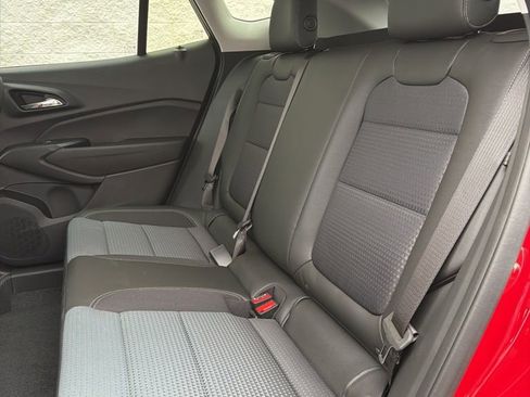 New 2026 Chevrolet Trax LT w/ Driver Confidence Package FWD image 22
