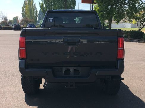 Used 2024 Toyota Tacoma TRD Off-Road AWD/4WD image 5