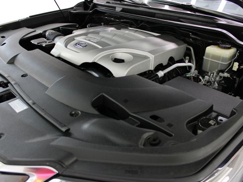 Used 2017 Lexus LX 570 4WD w/ Luxury Package image 77