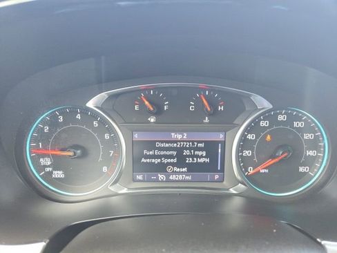 Used 2023 Chevrolet Traverse LT w/ Midnight/Sport Edition image 24