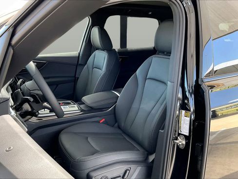 New 2026 Audi Q7 2.0T Premium AWD/4WD image 9