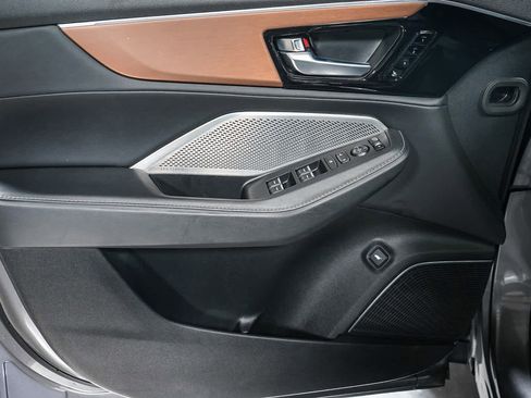 Certified 2022 Acura MDX FWD w/ Technology Package image 25