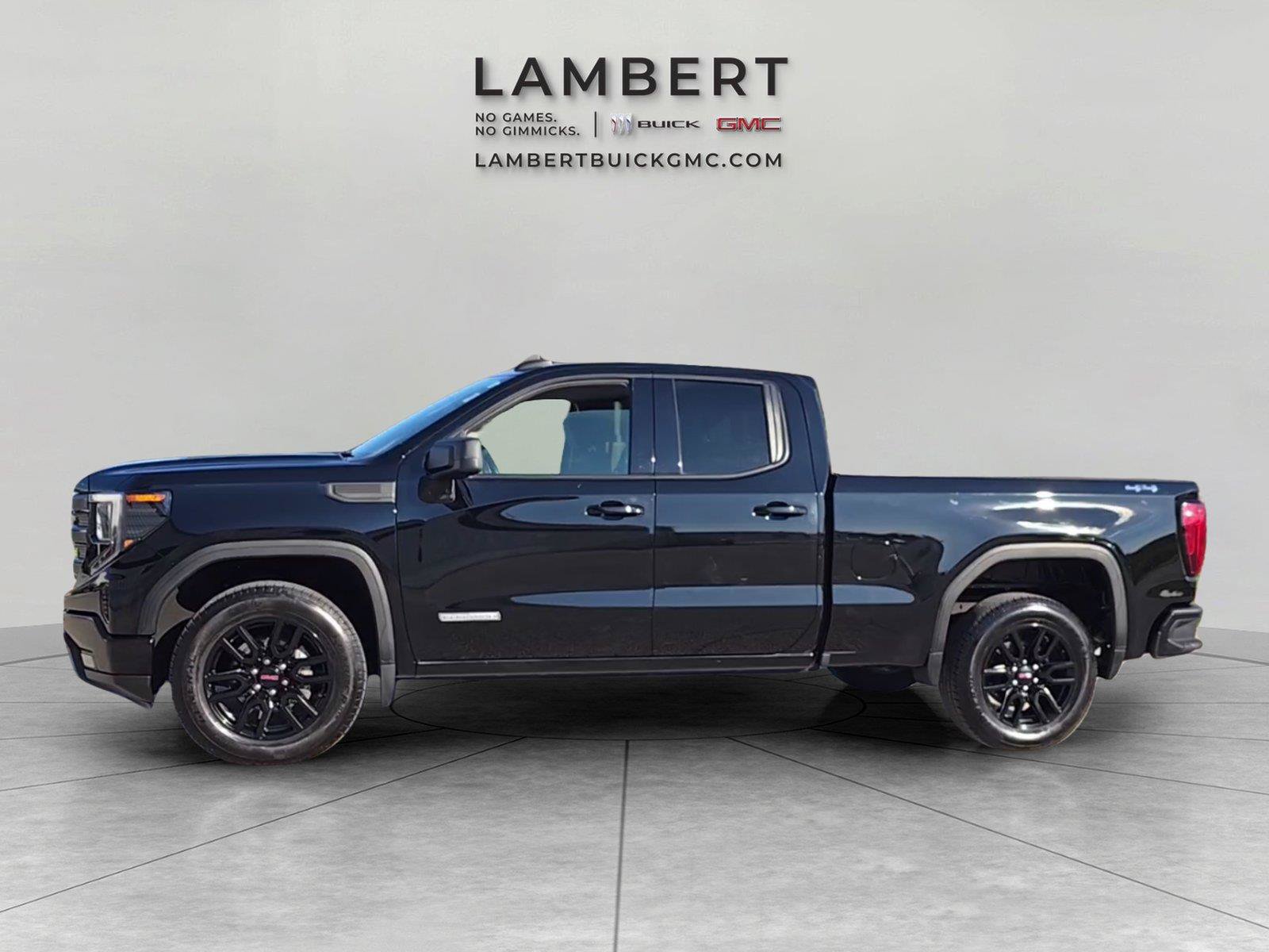 Used 2024 GMC Sierra 1500 Elevation AWD/4WD image 2