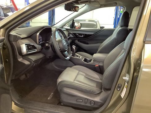 Certified 2024 Subaru Outback Onyx Edition AWD/4WD image 4