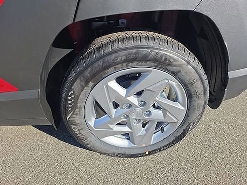 New 2026 Hyundai Kona SE image 46