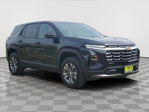 New 2026 Chevrolet Equinox LT w/ Convenience Package II FWD image 2