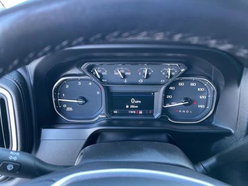 Used 2022 GMC Sierra 3500 SLE w/ SLE Value Package image 9