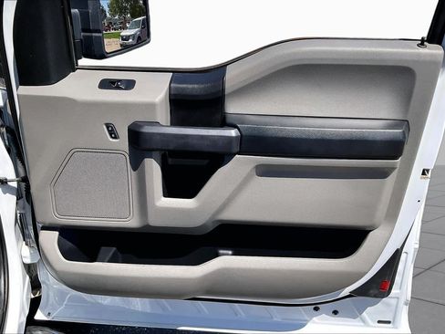 Used 2017 Ford F150 XL w/ Equipment Group 101A Mid RWD image 22