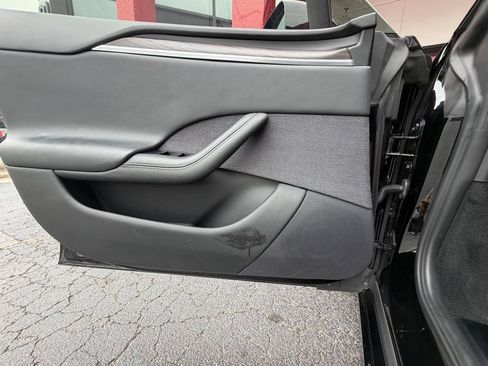 Used 2023 Tesla Model S Standard Range AWD/4WD image 10