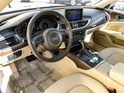 Used 2016 Audi A7 3.0T Premium Plus w/ 20" Wheel & Tire Package image 2