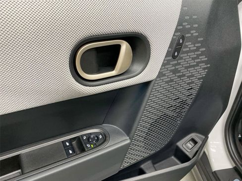 Certified 2025 MINI Cooper S image 19