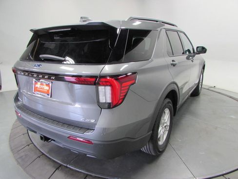 New 2026 Ford Explorer Active image 8