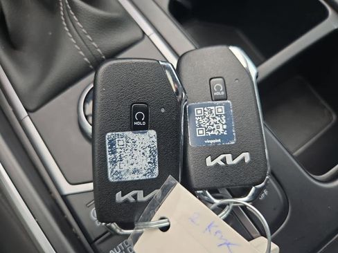 Certified 2023 Kia Sorento EX w/ Panoramic Sunroof Package image 34