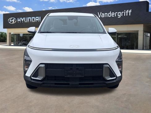 Used 2026 Hyundai Kona SE FWD image 7