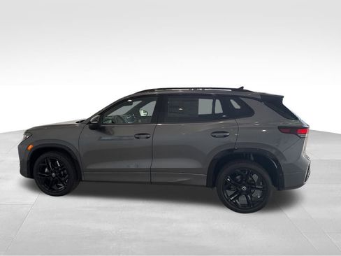 New 2025 Volkswagen Tiguan SE R-Line image 2