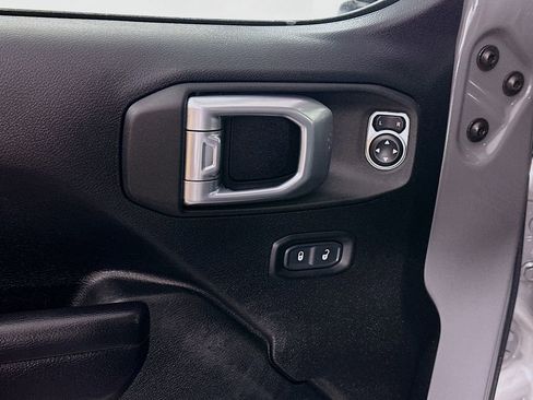 Certified 2021 Jeep Wrangler Unlimited Sport image 27