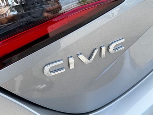 Used 2023 Honda Civic EX-L image 13