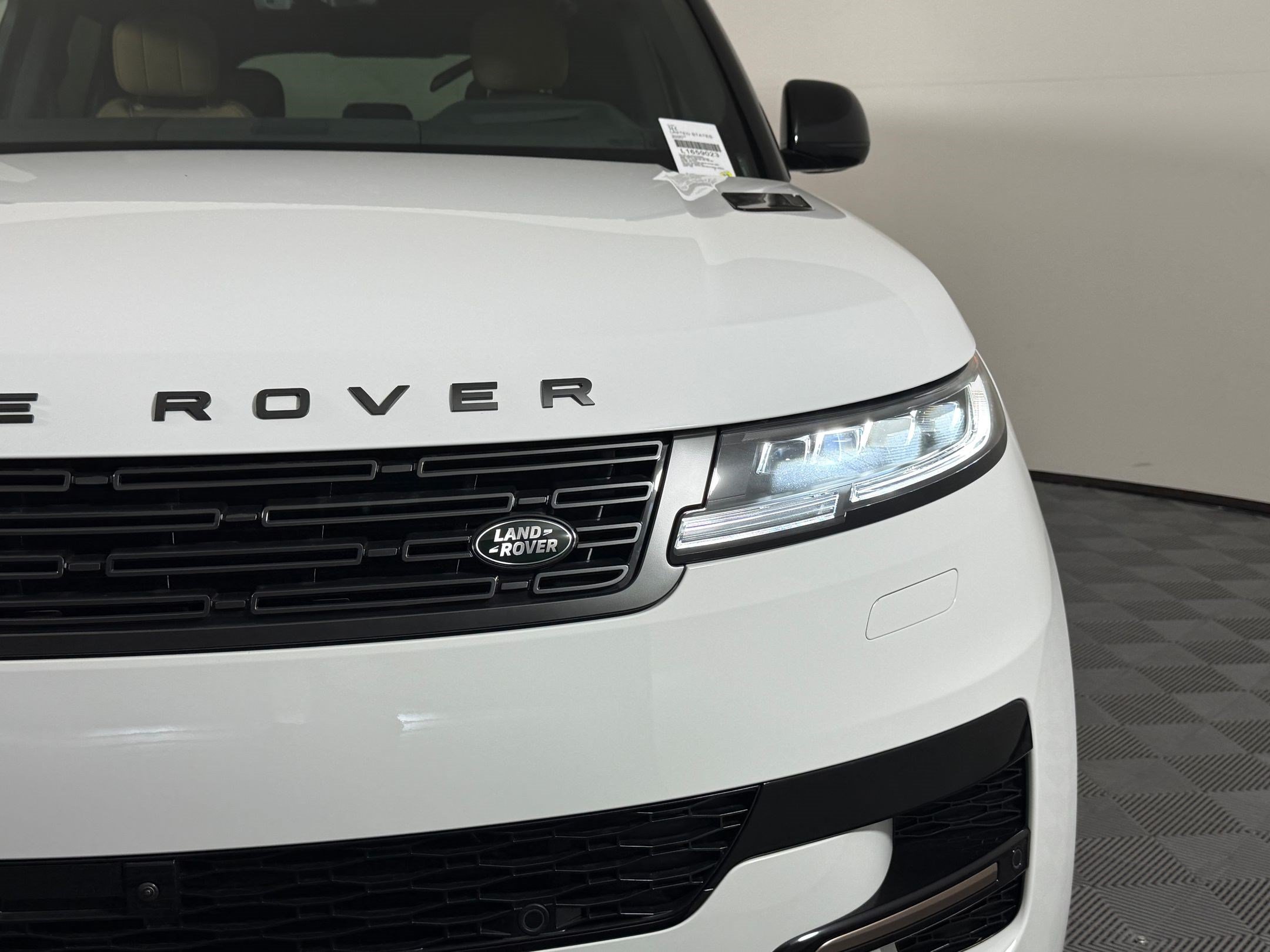 New 2026 Land Rover Range Rover Sport Dynamic SE AWD/4WD image 24