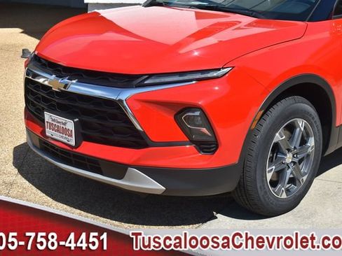 Used 2024 Chevrolet Blazer LT FWD image 42