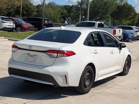 Used 2020 Toyota Corolla LE image 5