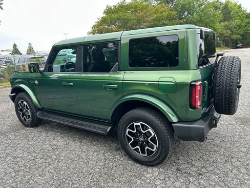 Used 2025 Ford Bronco Outer Banks AWD/4WD image 3
