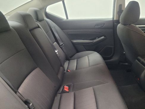 Used 2023 Nissan Altima 2.5 SV image 19