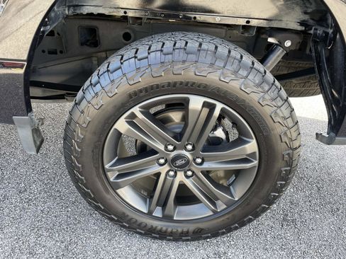 Used 2022 Ford F150 Lariat AWD/4WD image 11