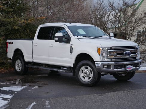 Used 2017 Ford F250 Lariat image 32