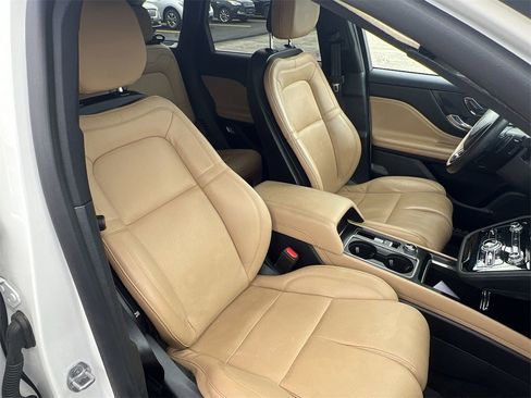 Certified 2022 Lincoln Corsair Grand Touring w/ Elements Technology Bundle image 33