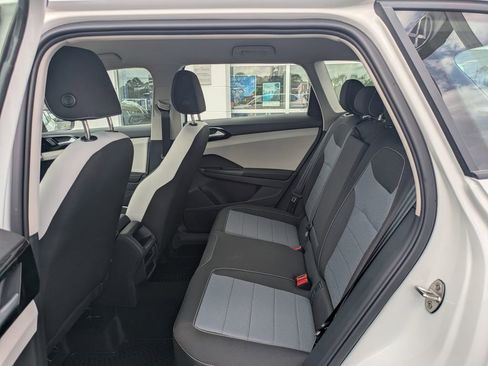 New 2026 Volkswagen Taos S FWD image 15
