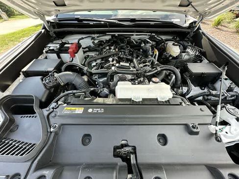 Used 2025 Toyota 4Runner TRD Off-Road AWD/4WD image 24