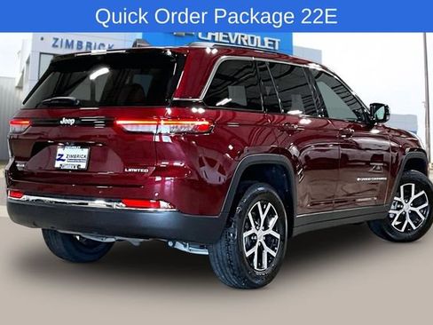 Used 2024 Jeep Grand Cherokee Limited w/ Luxury Tech Group II AWD/4WD image 8