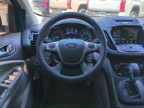 Used 2016 Ford Escape SE w/ Equipment Group 201A FWD image 15