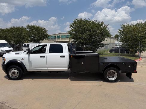 Used 2022 RAM 5500 Tradesman AWD/4WD image 3