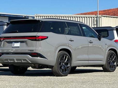 New 2026 Lexus TX 500h AWD image 5