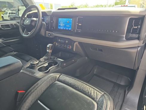Used 2022 Ford Bronco 2-Door AWD/4WD image 11