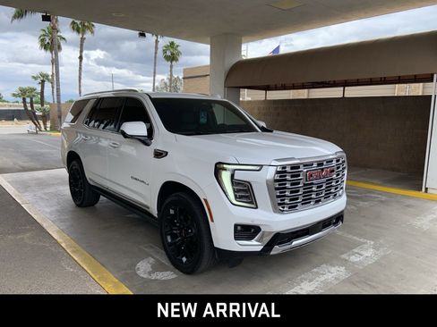 Certified 2026 GMC Yukon Denali w/ Sun & Power Step Package AWD/4WD image 2