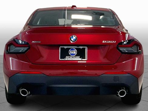 Used 2025 BMW 230i xDrive Coupe w/ Premium Package AWD/4WD image 4
