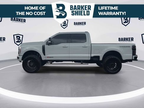 Used 2025 Ford F350 Lariat w/ Lariat Ultimate Package AWD/4WD image 5